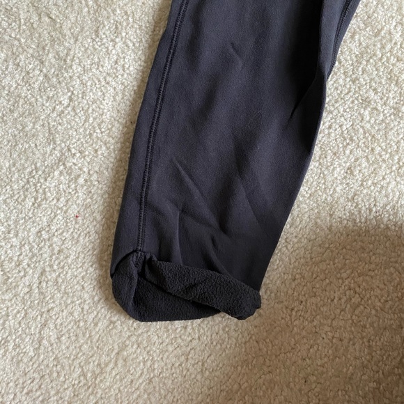 Abercombie and Fitch sweat pants - Picture 3 of 3